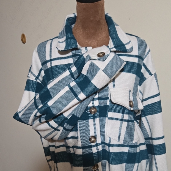 C25 Love Tree Shacket Shirt Flannel Sz Md Oversized Button Down Green Western - Picture 4 of 10